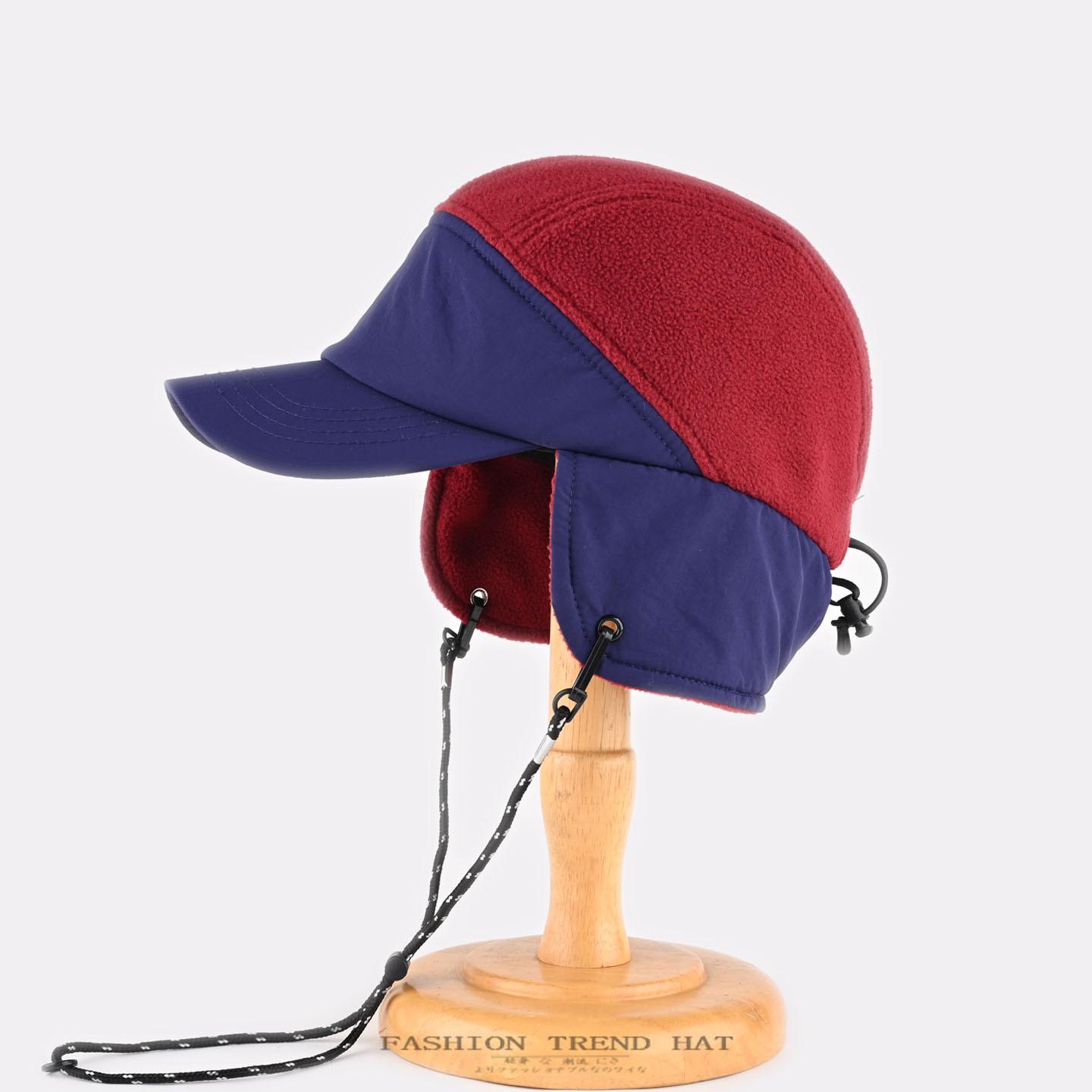 

Korean version of color matching fleece cap men s and women s winter warm thickened ear protection baseball cap outdoor flying cap червоний