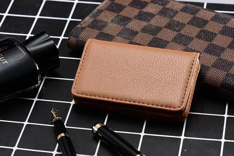 PU Leather Credit Card Bank Card Box Men's / Women's Magnetic Closure Card Holder Large Capacity Senior Card Box Card Bag