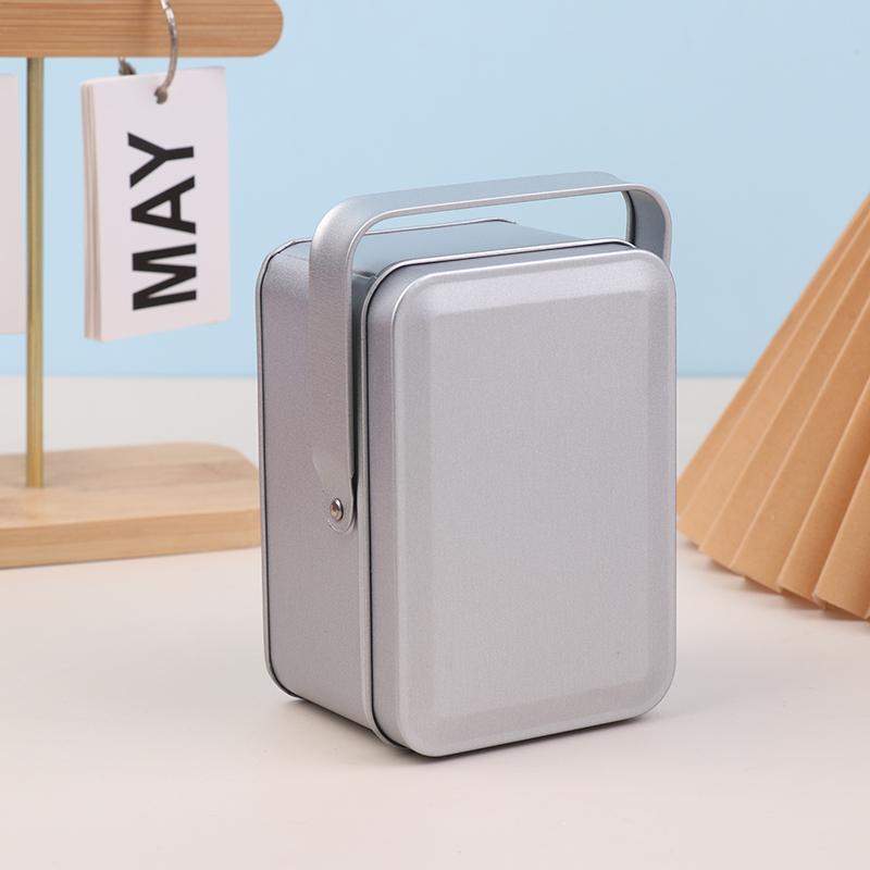 

Tinplate Storage Handheld Box Old-Fashioned Rectangular Iron Box Cake Packaging Box Durable With Lid Candy Cookies Box срібний