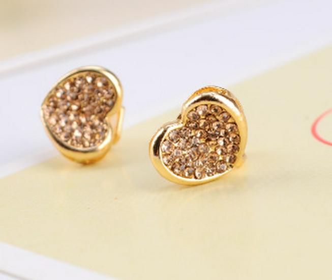 

Gold Diamond Champagne Clip-On Earrings - Elegant Rhinestone, No Piercing Required Ethnic Style