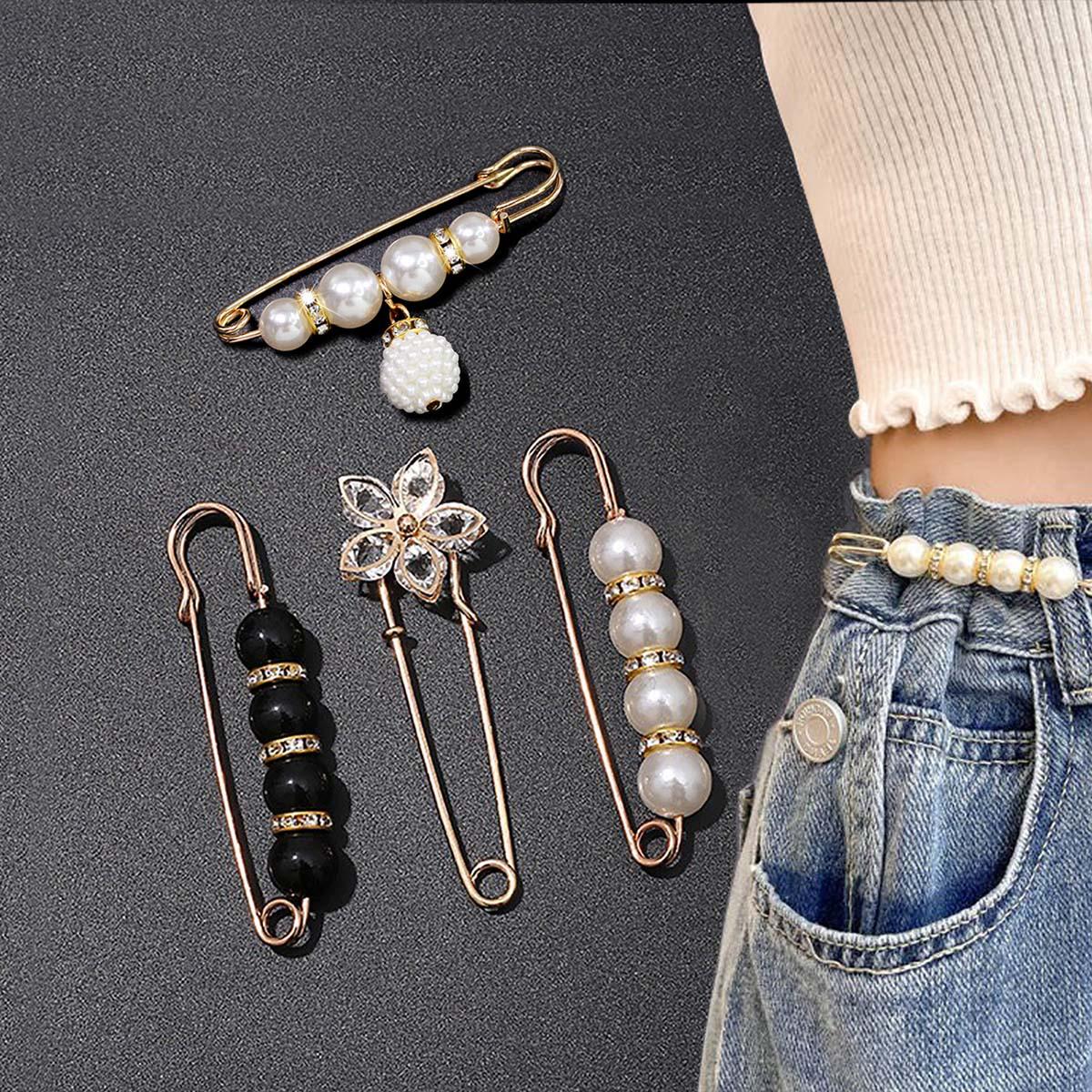 

Набор из 4 штук пряжек для утягивания талии: Многофункциональная брошь для одежды и брюк, регулятор талии против оголения, сужающийся от большого к малому.