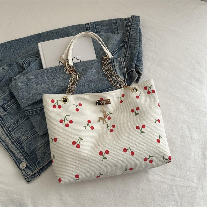 Neue modische personalisierte Pendler kleine frische Druck süße Kirschkette Tote Schulter Handtasche
