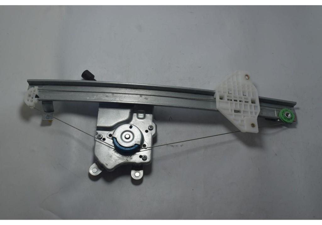 Car Window Regulator 82402-H1000 for Traka (2003-2008)