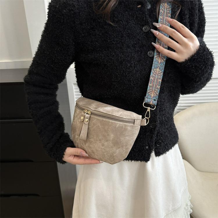 New women's simple shoulder bag messenger bag