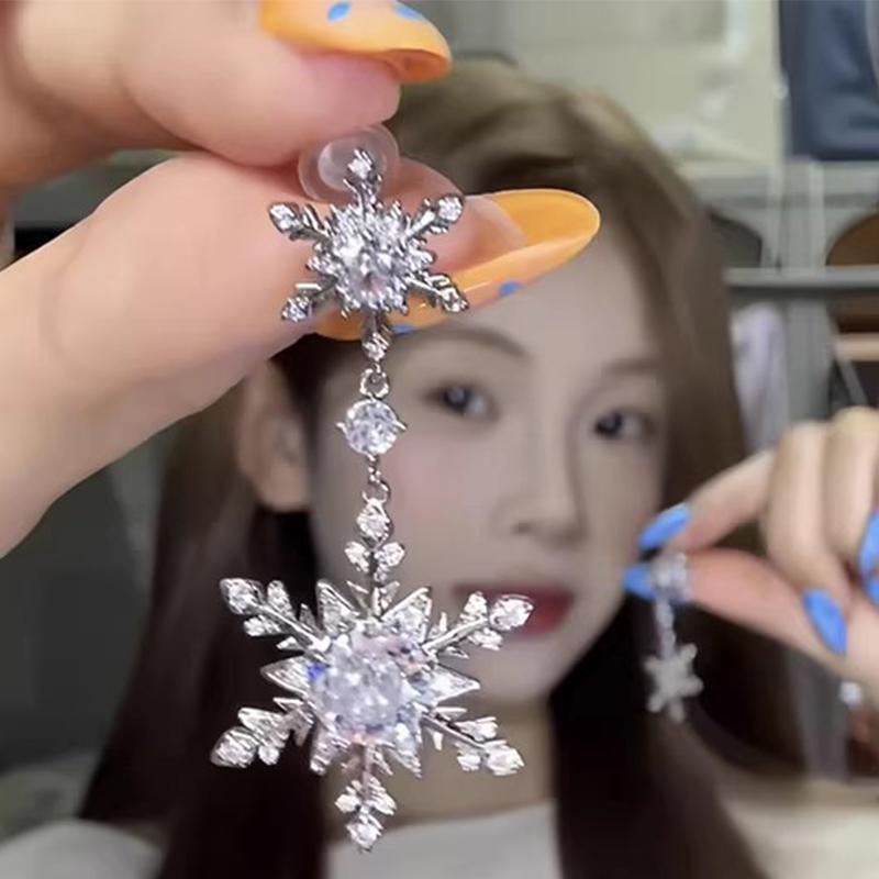 Sparking Double Snowflake Earrings for Women Shiny Crystal Imitation Pearl Exquisite Earring Christmas New Year Party Jewelry