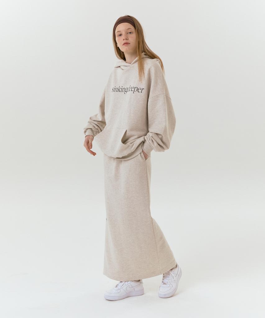Sinking Deeper Serif Logo Sweatskirt (Ecru)