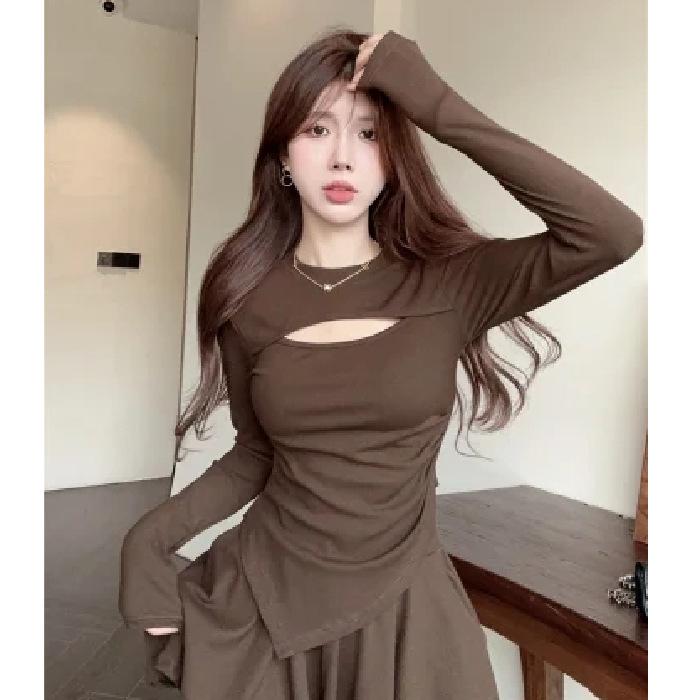 

Женский шикарный комплект-двойка на раннюю осень: Повседневный топ и юбка с нерегулярным полым дизайном L кофейный