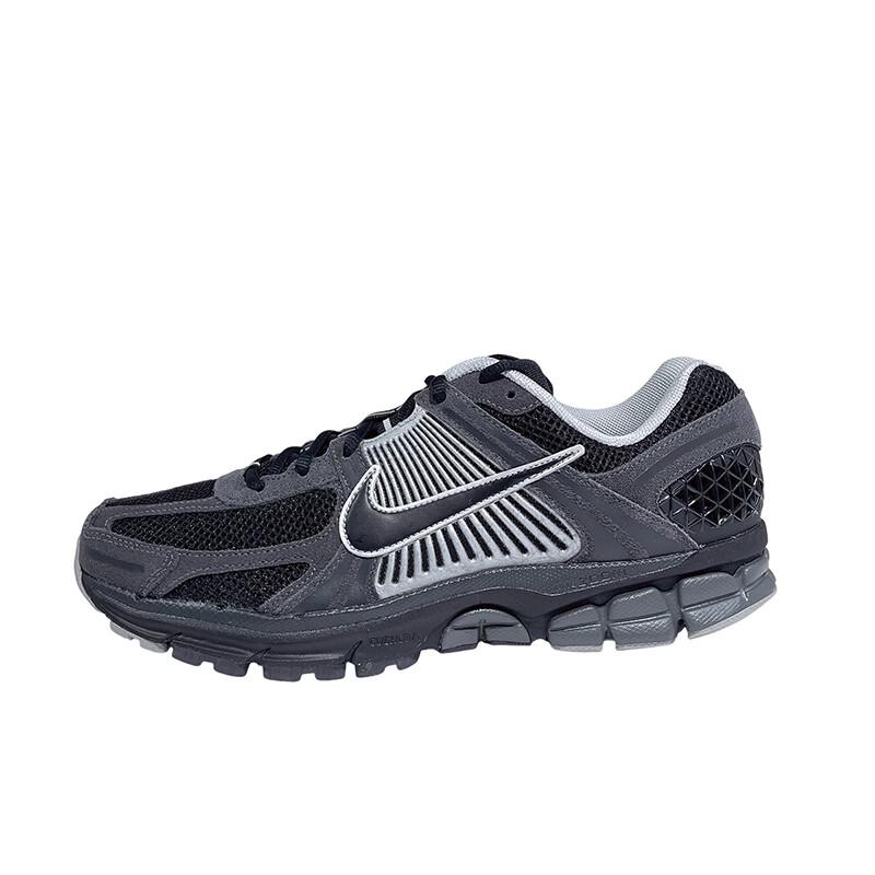 

Мужские беговые кроссовки Nike Zoom Vomero 5 US 7.5
