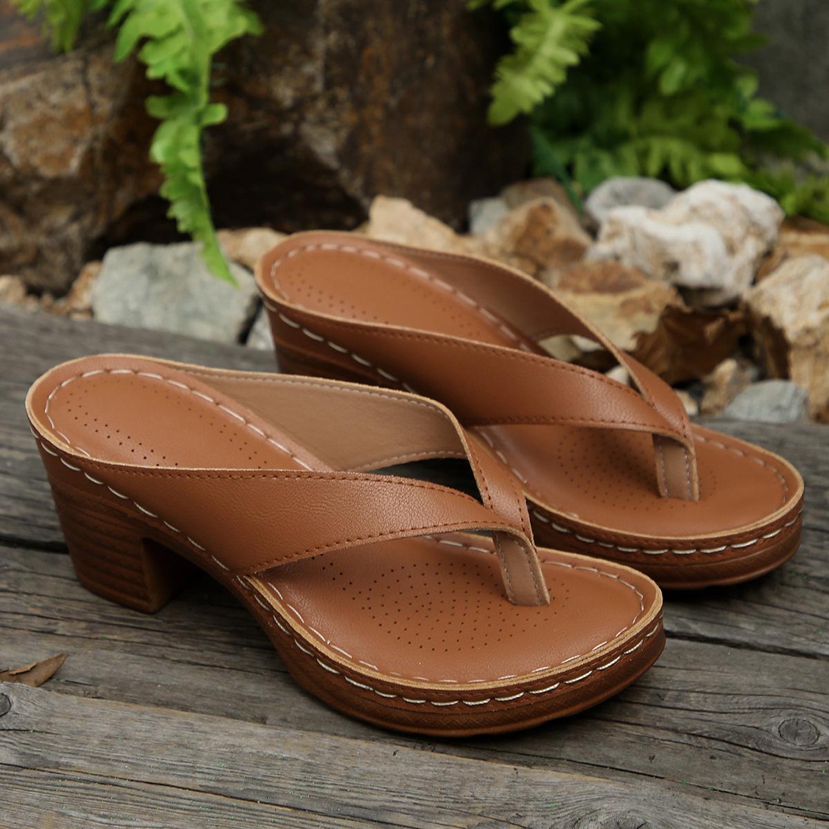 

Елегантні жіночі шльопанці на танкетці - Зручні шльопанці на товстій підошві, Середній каблук, Відкритий носок, Легко носити, Повсякденні сандалі 38 коричневий