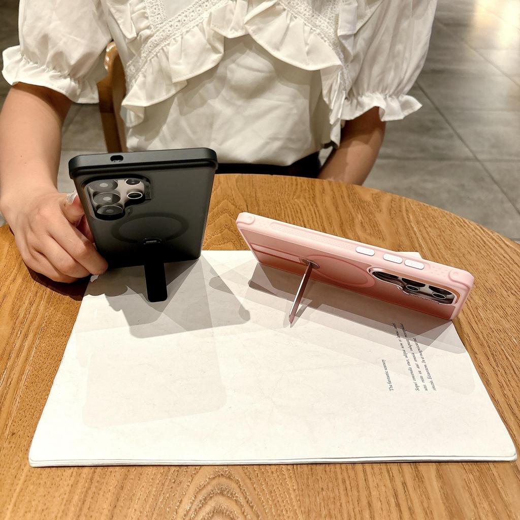 Magnetyczne etui Samsung S25 Ultra ze stojakiem: Matowe, Obrotowy Uchwyt, Odporne na Upadki Etui