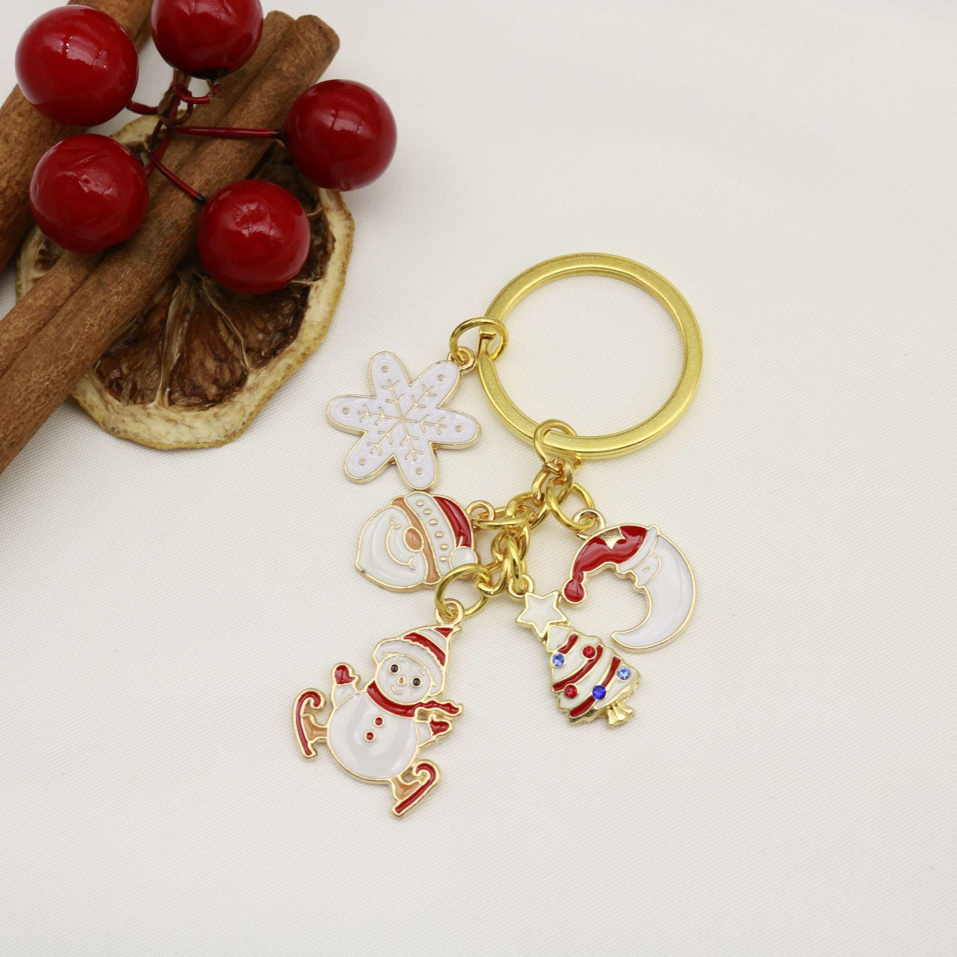 Santa Claus Snowflake Christmas Keychain Set