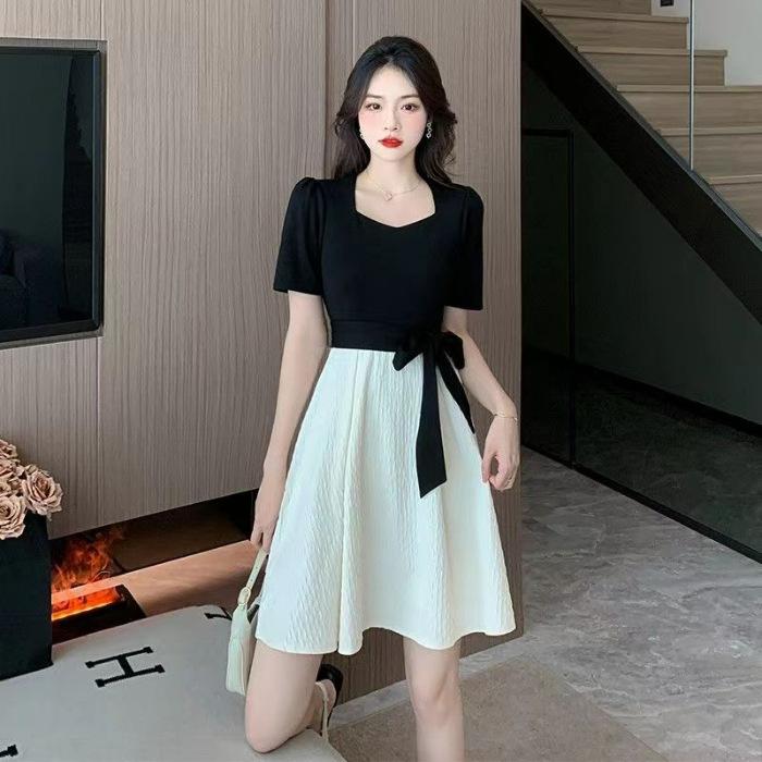 French small fragrant style square neck dress for women s summer new Hepburn style high-end temperament high waist and thin dress S