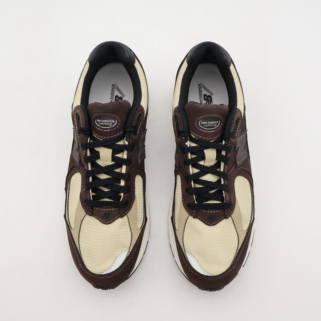 M2002RXQ New Balance 2002R GORE-TEX Černá káva (pánské)