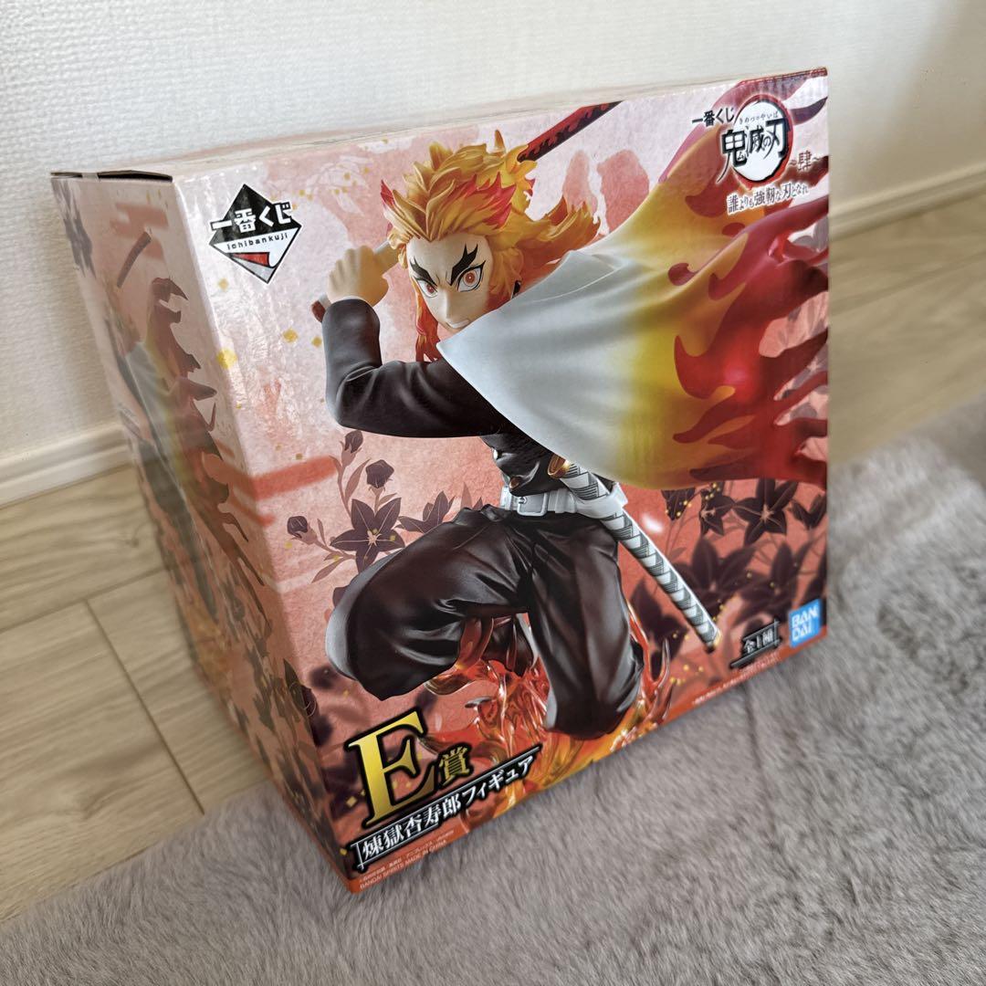 

[ИСПОЛЬЗОВАН] Убийца демонов: Kimetsu no Yaiba Ренгоку Кёдзюро Фигурка Приз E