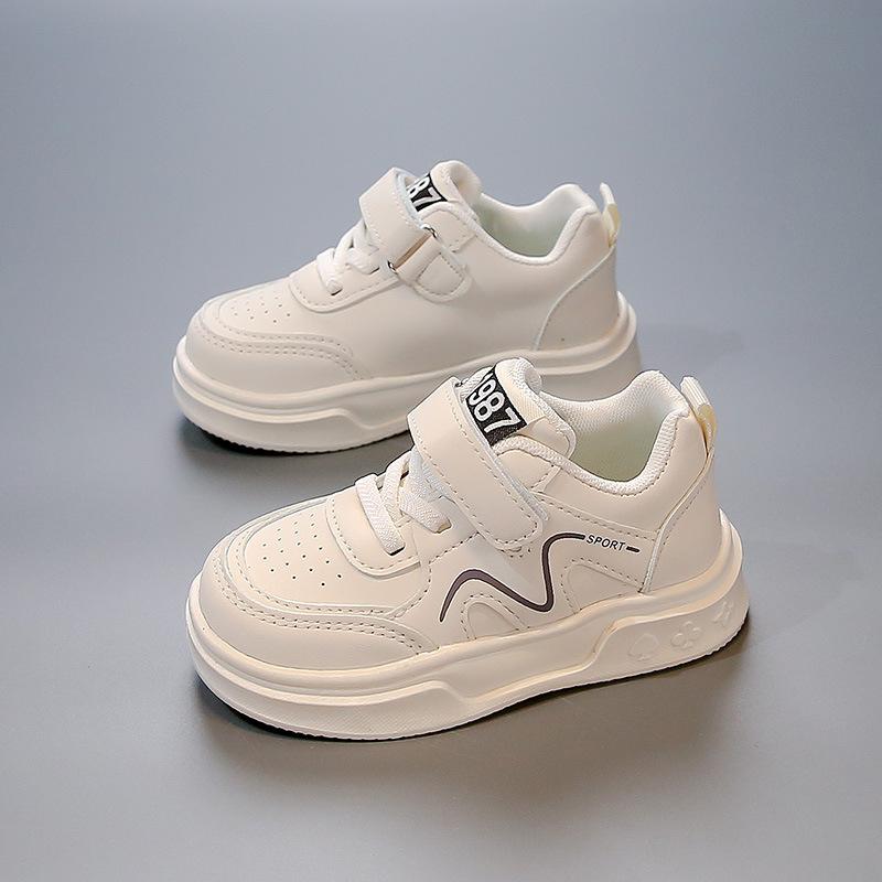 Children's sports shoes 2025 spring and autumn new boys toddler shoes breathable Internet celebrity board shoes little girl casual white shoes