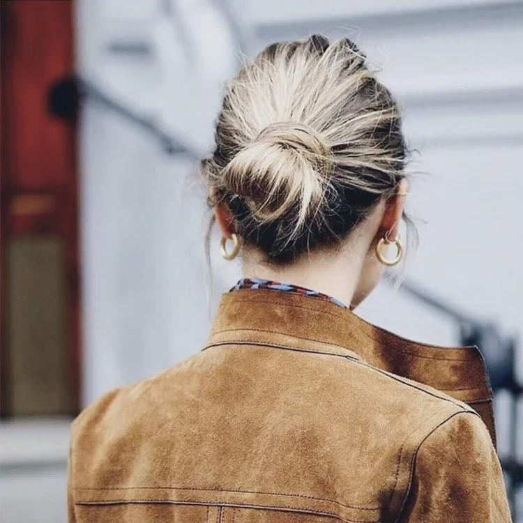 Europäischer & Amerikanischer Kalter Metallstil Exquisite Dicke Ohrringe, Vergoldet mit Messing