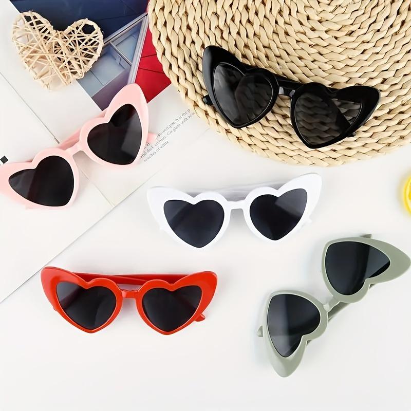 18 Pairs of Vintage Heart-Shaped Plastic Glasses for Women Perfect for Parties and Weddings