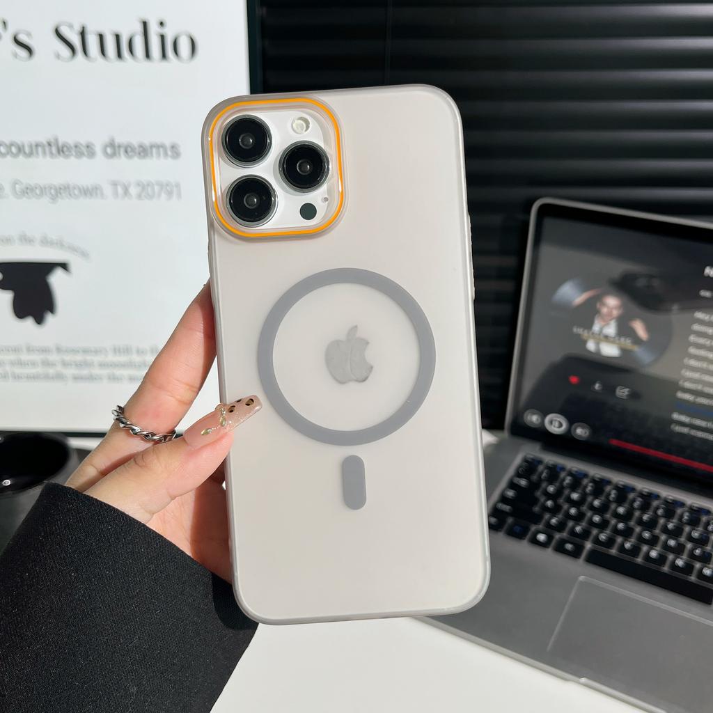 For IPhone 16 ProMax Matte Magnetic Protective Case for Apple 15 Pro Semi Transparent 16E Skin Feel Phone Case