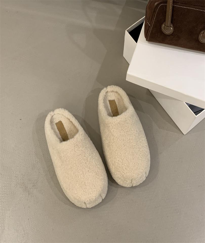 2025 Herbst und Winter neue vielseitige flauschige Hausschuhe Damen Outdoor-Wear Zuhause dicker Boden Samt warm Zehenkappe Baumwollhausschuhe Damen