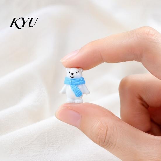 Blind Box Matching Accessories 4Pcs Polar Bear Micro Landscape Ornaments, Resin Miniature Figurines, Tiny Animal Holiday Gift Fillers Figurines