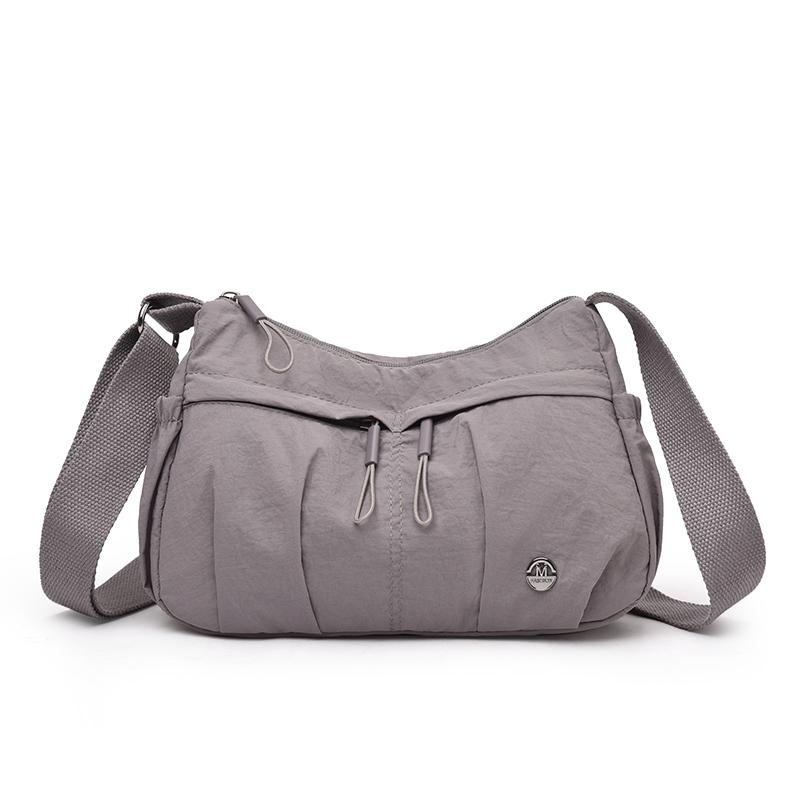 Water-Repellent Shoulder Bag Multi-Pocket Nylon Bag Women's Commuter Crossbody Bag