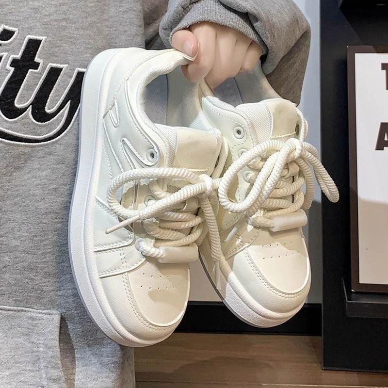 Sweet high-end little white shoes women's thick-soled breathable versatile sports dopamine bread shoes original sports board shoes
