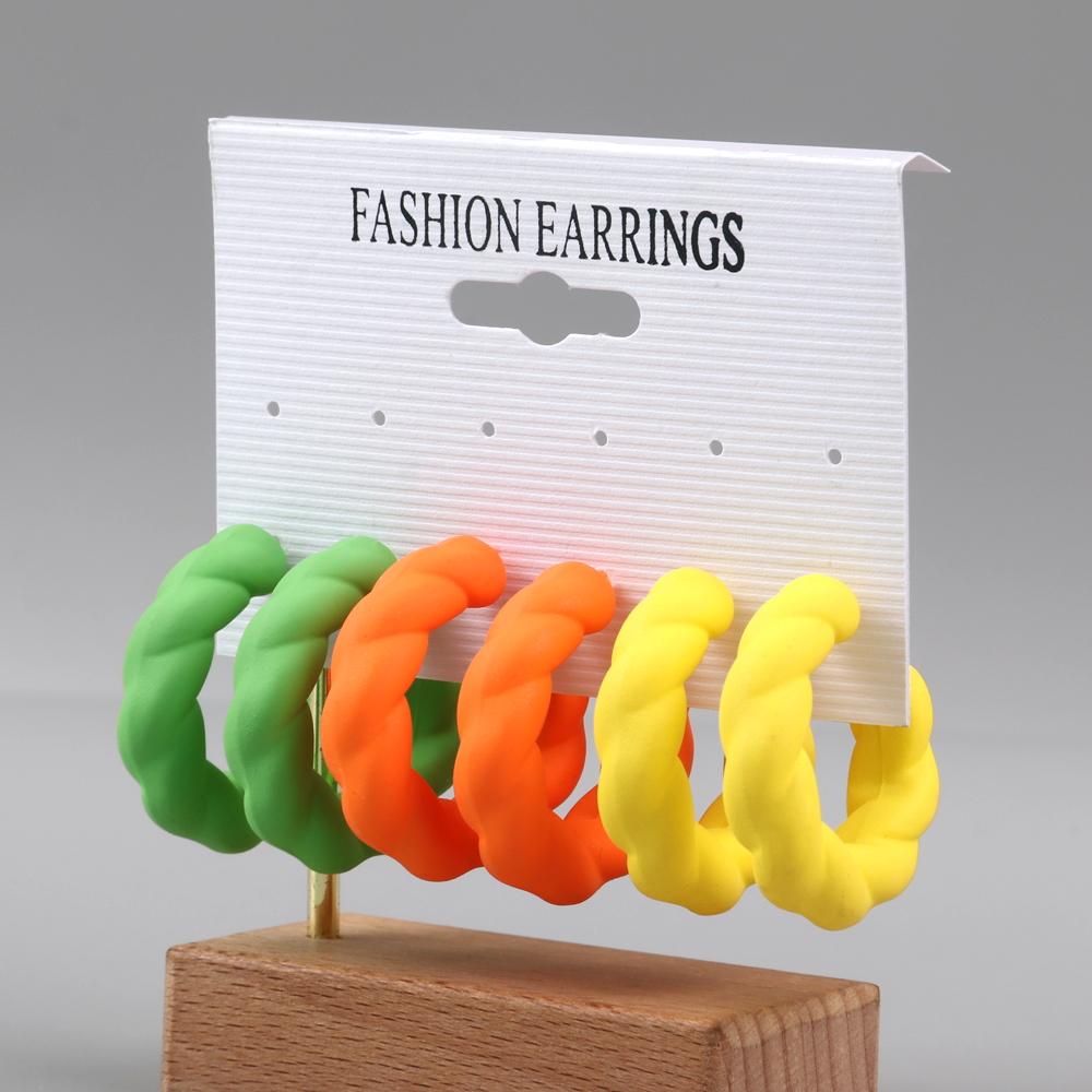 Korean 3 Pair/Set Acrylic Twisted Circle Hoop Earrings Dopamine Color Screw Thread C-Shaped Drop Earring for Women Jewelry Sets