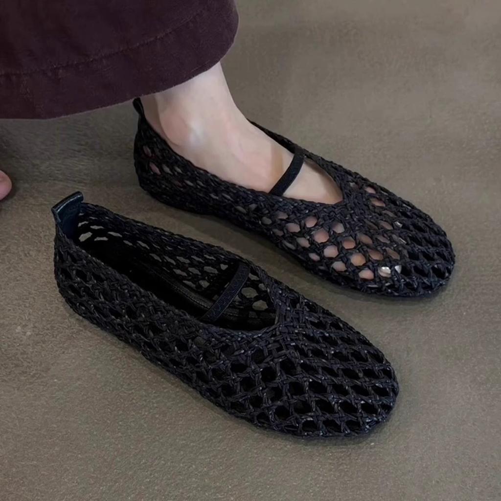 Sheepskin version~ French woven hollow and breathable niche flat-soled sandals women's summer shallow mouth one-word round head single shoes