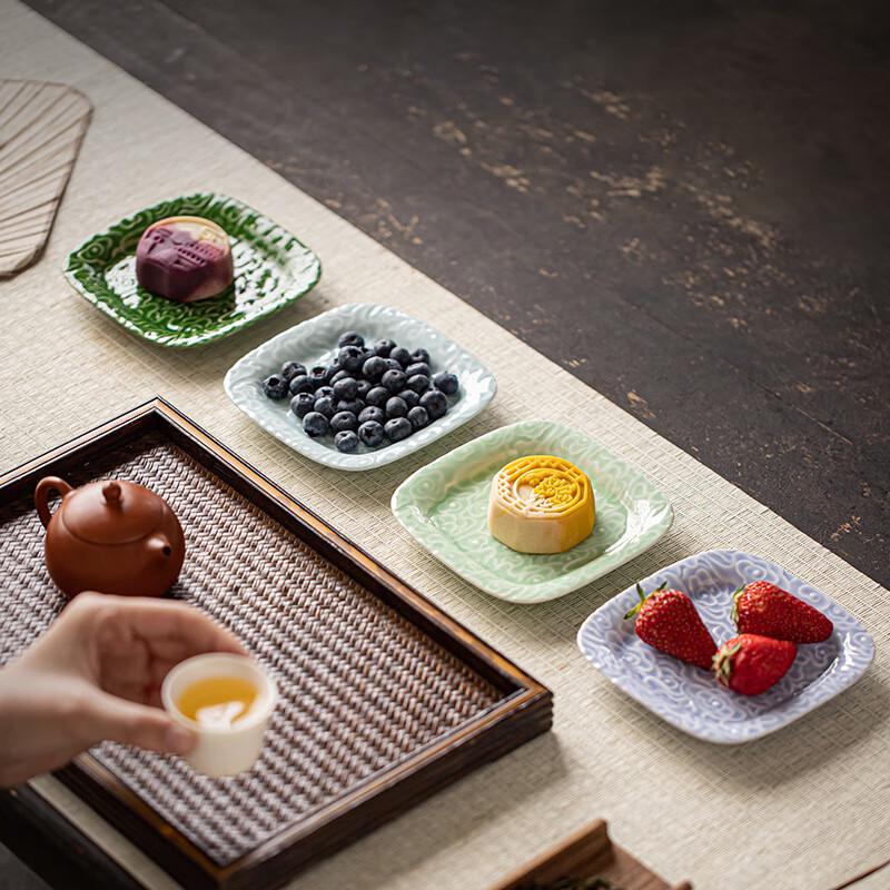 Chinese Ceramic Auspicious Cloud Square Dish