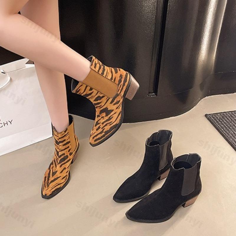 Fashion Fashion Retro Women's Leopard Designed Casual Short Boots 2025 Autumn Pointed Head Comfortable Versatile Coarse Heel Ankle Boots