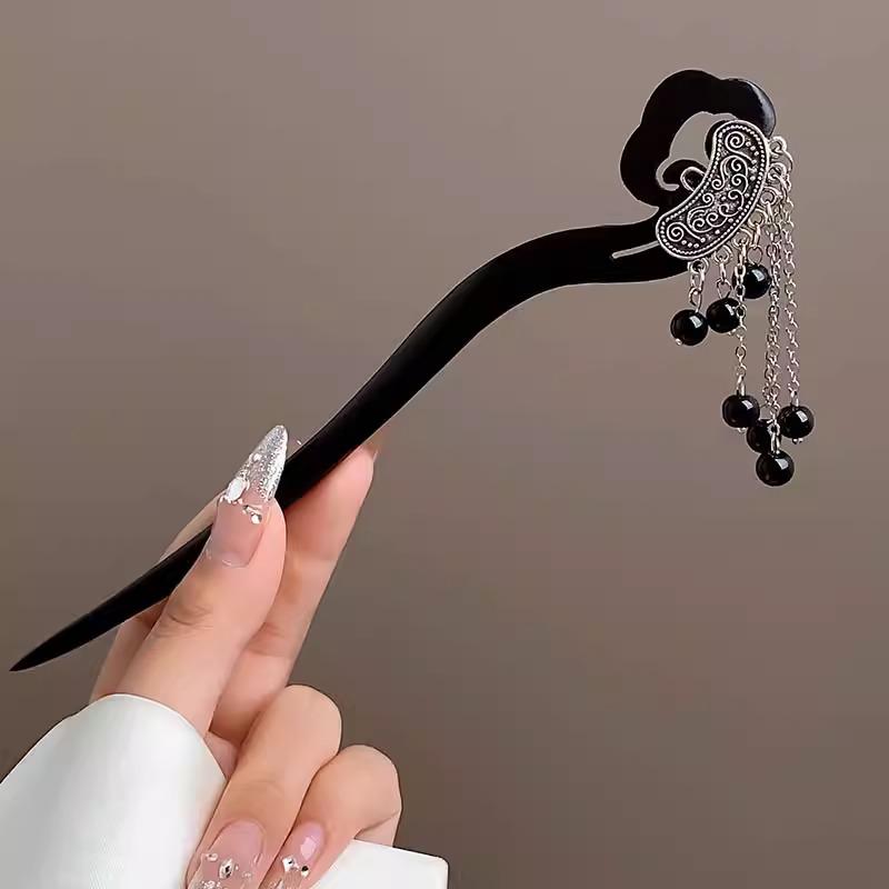 Elegant Retro Tassel Hairpin for Hanfu Updo - Women's Chinese Style Metal Hair Clip