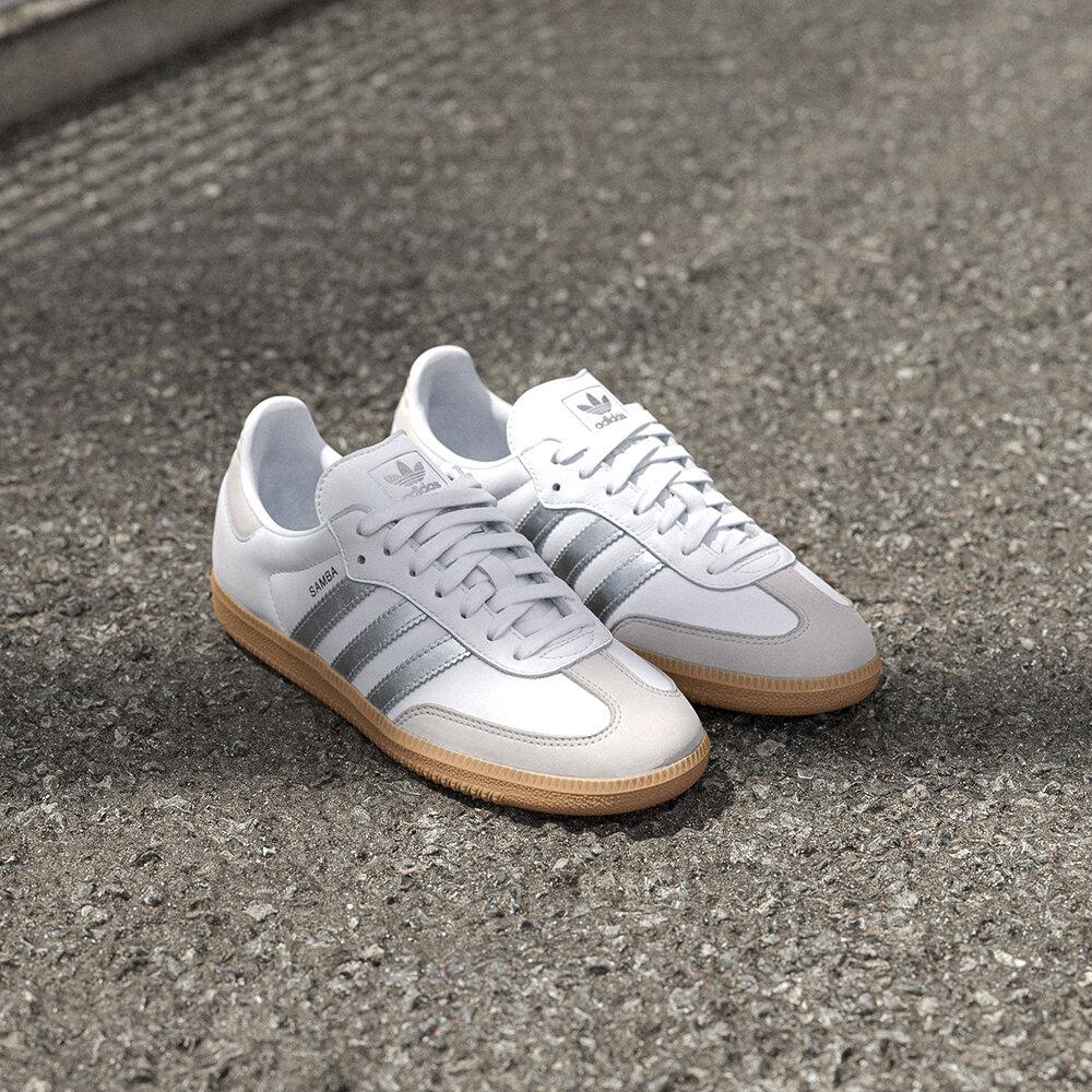 

adidas Samba OG White Silver Metallic Grey (Women s) 35.5