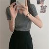 Grey V-neck Short Sleeved T-shirt for Women's Summer Thin Design Sweet and Spicy Girl Slim Fit Short Knitted Top