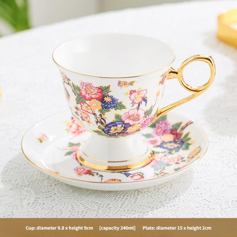 Tazze e piattini da caffè in porcellana ossea, tazze e piattini da tè nero a gambo alto con bordo dorato di lusso leggero