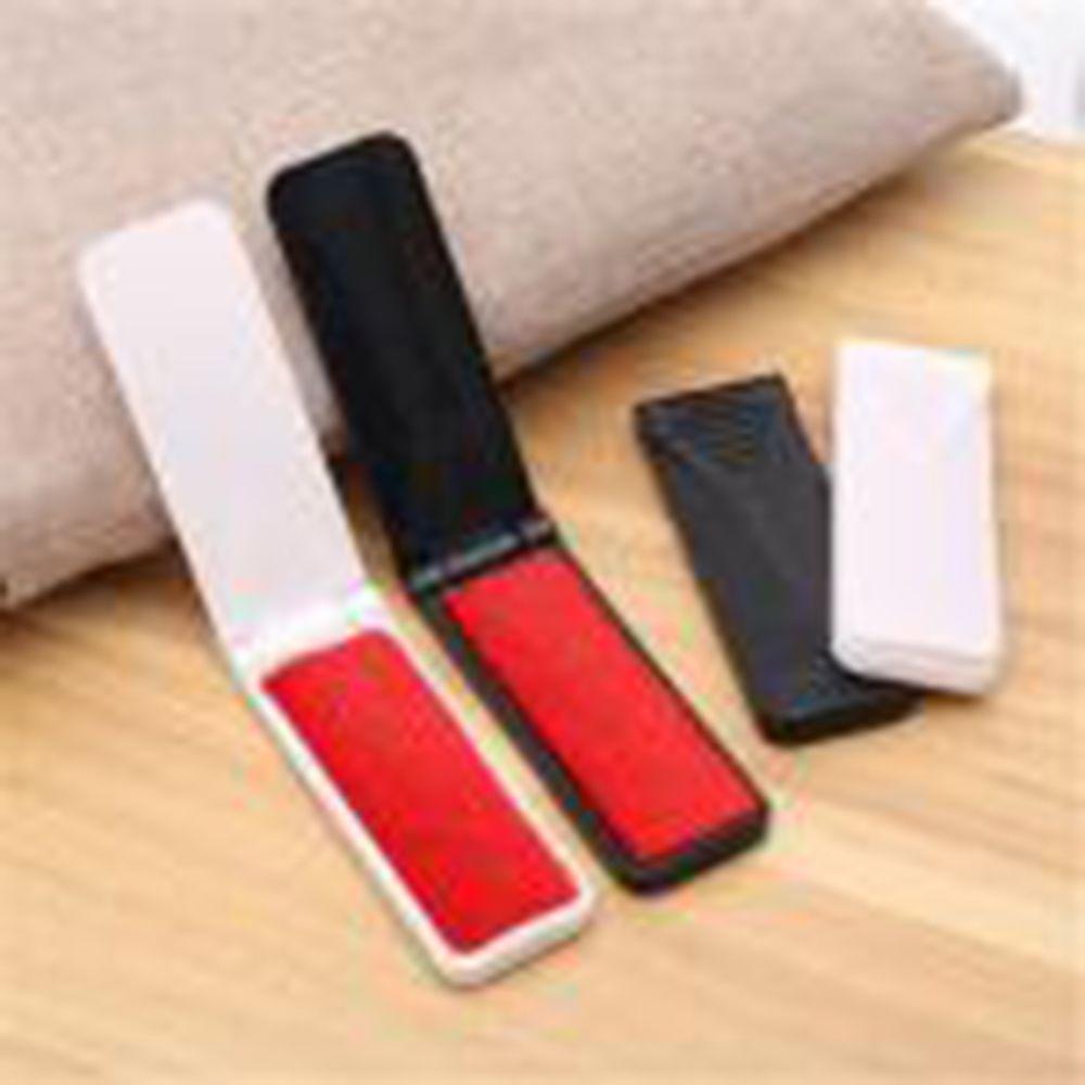 Travel Household Cleaning Brush Portable Electrostatic Lint Dust Static Remover Hair Cleaner