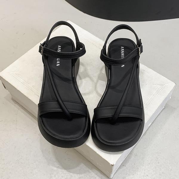 Fashion Outside Sandals Increasing Height Flip Flops Platform 2025 Summer Muffins shoe Sale Of Women's Shoes Clogs With Heel Corrective