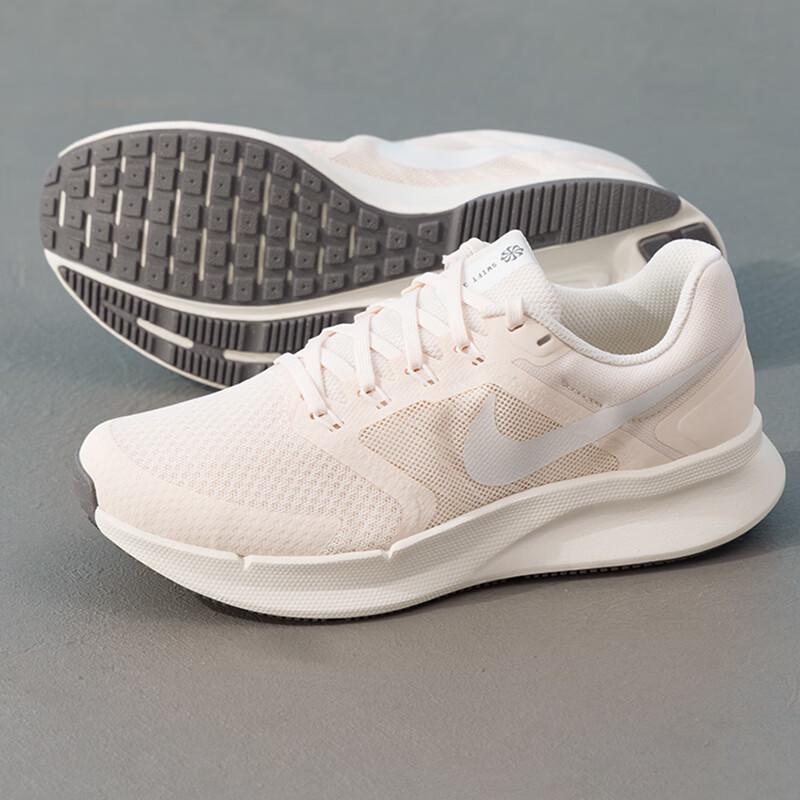 Nike Women's Run Swift 3 Running Shoes DR2698-111