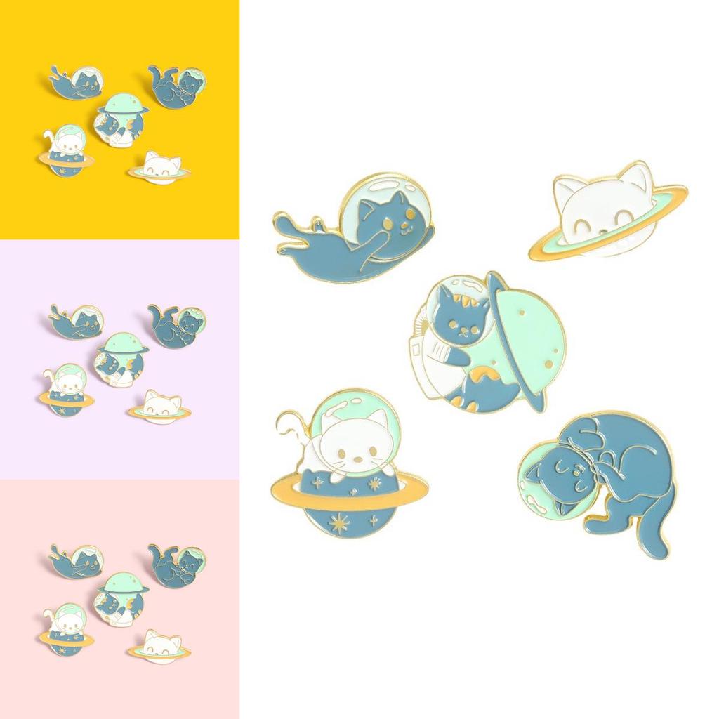 Adorable Cute Cartoon Cat Badge Stylish Space Cat Design Alloy Brooch For Everyone