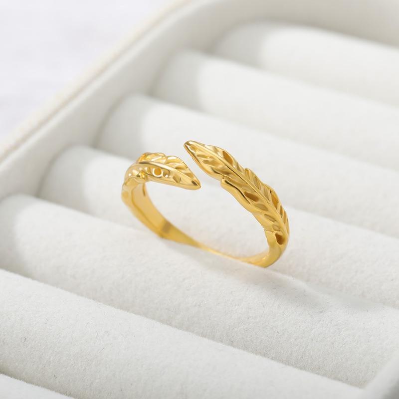 Hot-selling k gold-plated stainless steel leaf ring women's niche design style exquisite fashion personalized ring