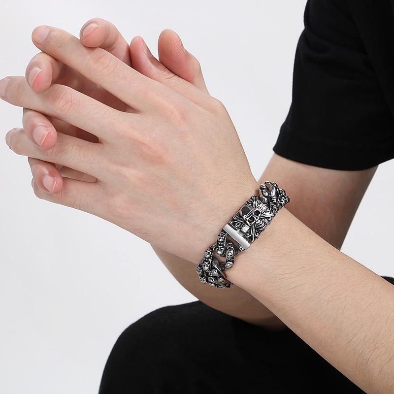Domineering Retro Skull Men'S Titanium Steel Bracelet, Personalized Rock Punk Ghost Head Bracelet Accessories