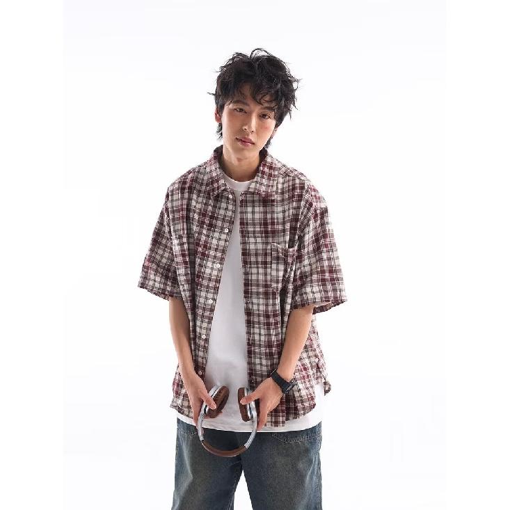 Summer New Color Blocked Plaid Lapel Shirt Japanese Retro Pocket Decoration Short Sleeved Shirt