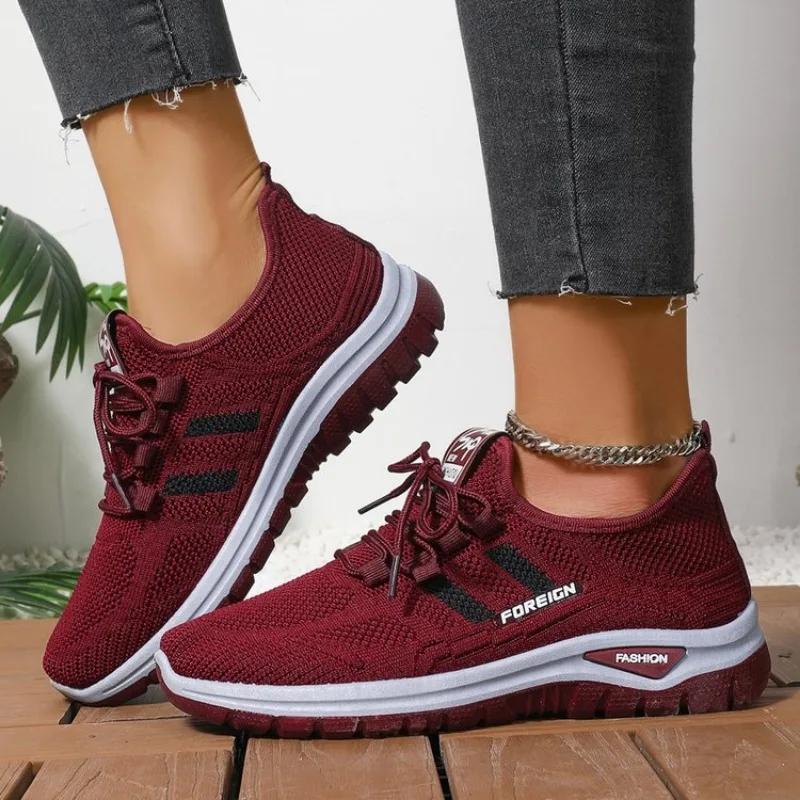 

Модные женские кроссовки сетчатые вулканизированные туфли весенние женские повседневные балетки кроссовки женские новая мода комфортные легкие вязаные туфли 2025 36