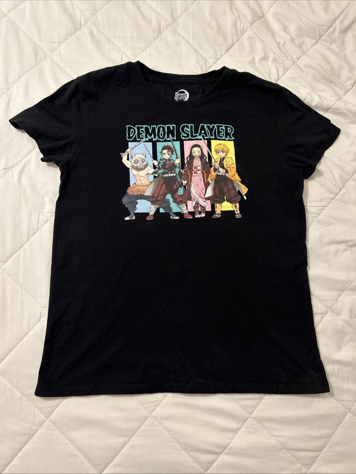 Demon Slayer Anime T-Shirt Womens Medium Japanese KIMETSU NO YAIBA GROUP PANEL M