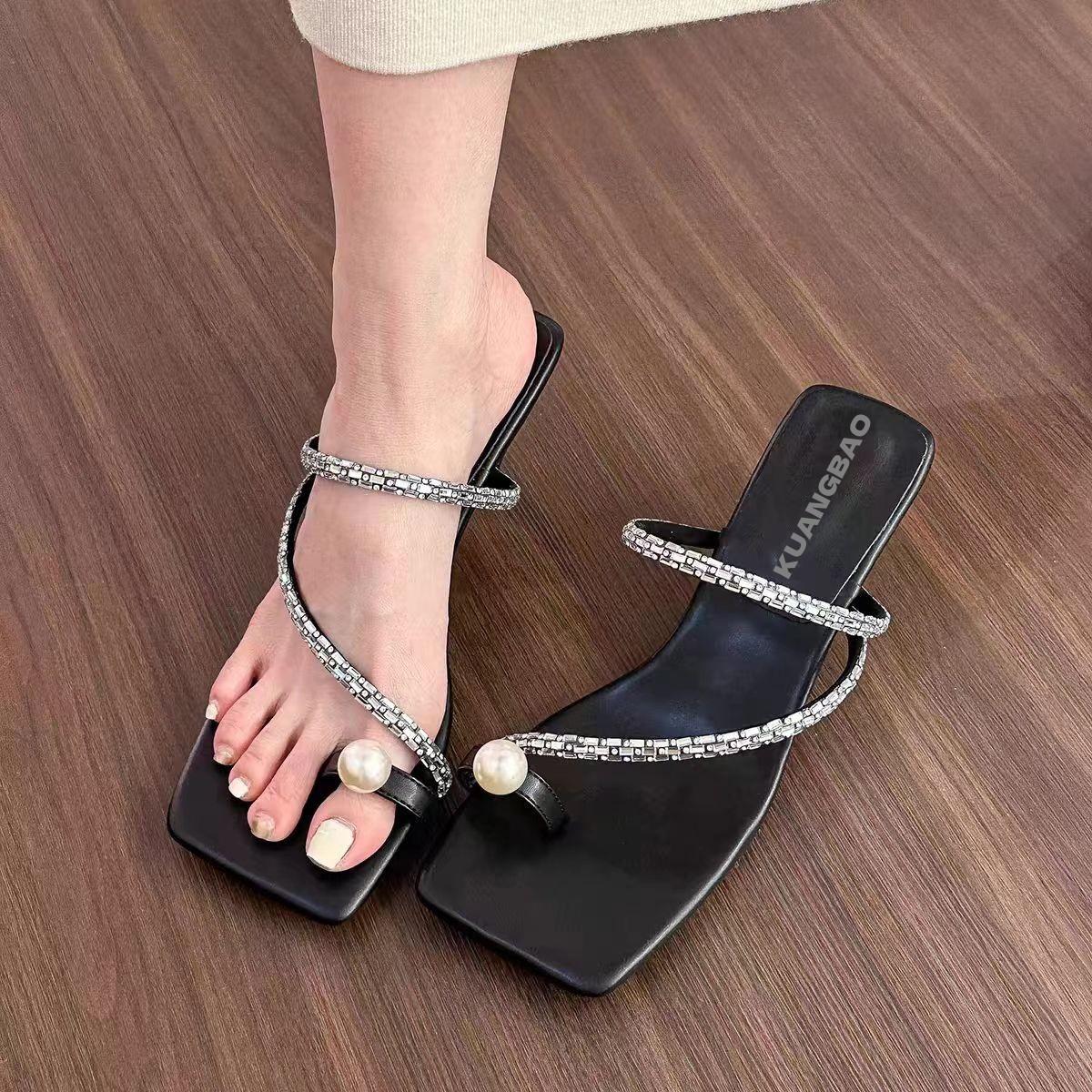 

Ночной набор шлепанцев со стразами на пальцах для женщин на лето, новогодние сандалии, пляжные шлепанцы 40 чёрный