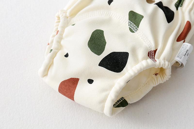 Training Panties for Diapering with a Waterproof Layer M 18M+