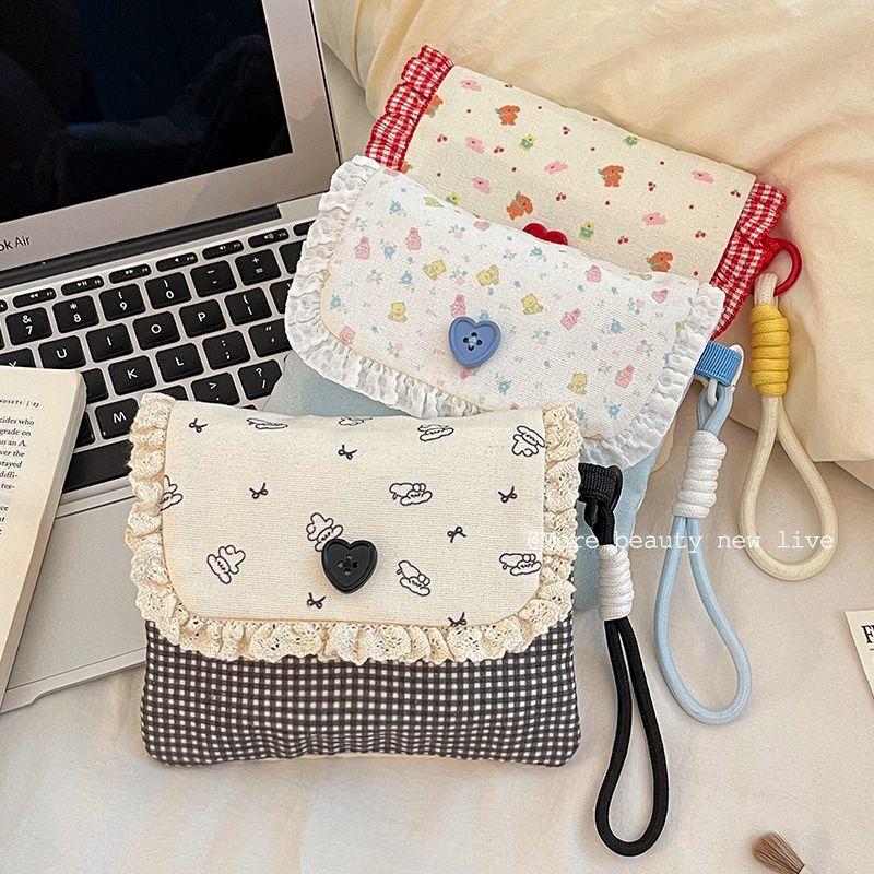 Portable Sanitary Napkin Storage Bag for Women Cute Cartoon Large Capacity Period Pouch