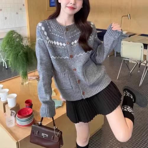 Vintage jacquard fair island knitted sweater jacket autumn and winter 1011 new long-sleeved casual loose cardigan top