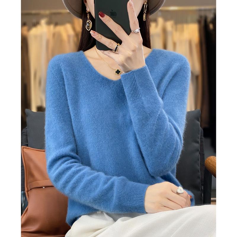 Women's V-Neck Pure Wool Knit Sweater - Heart Neckline, Autumn/Winter Base Layer