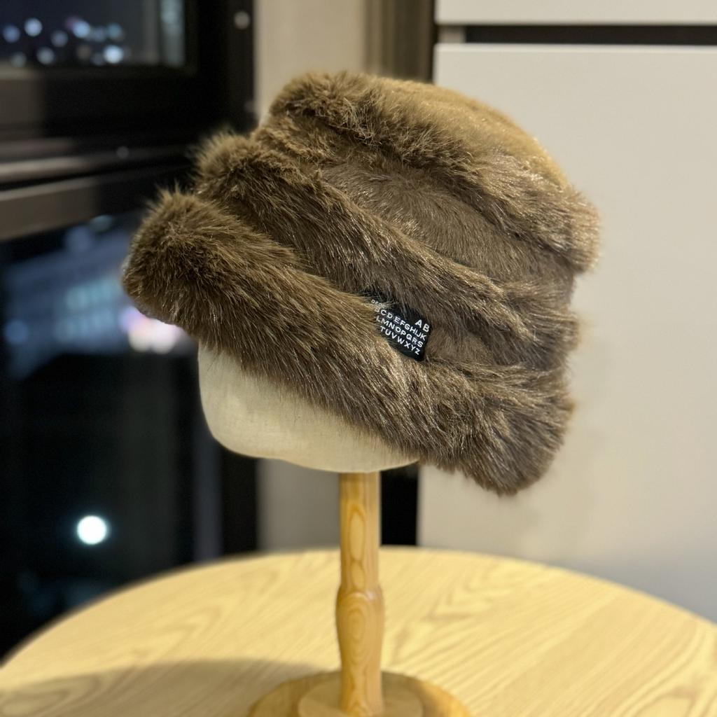 New Style Hat for Women Plush Ear Protection Warm Autumn and Winter Small Face Outdoor Windproof and Cold Resistant Baotou Hat for Women Trendy