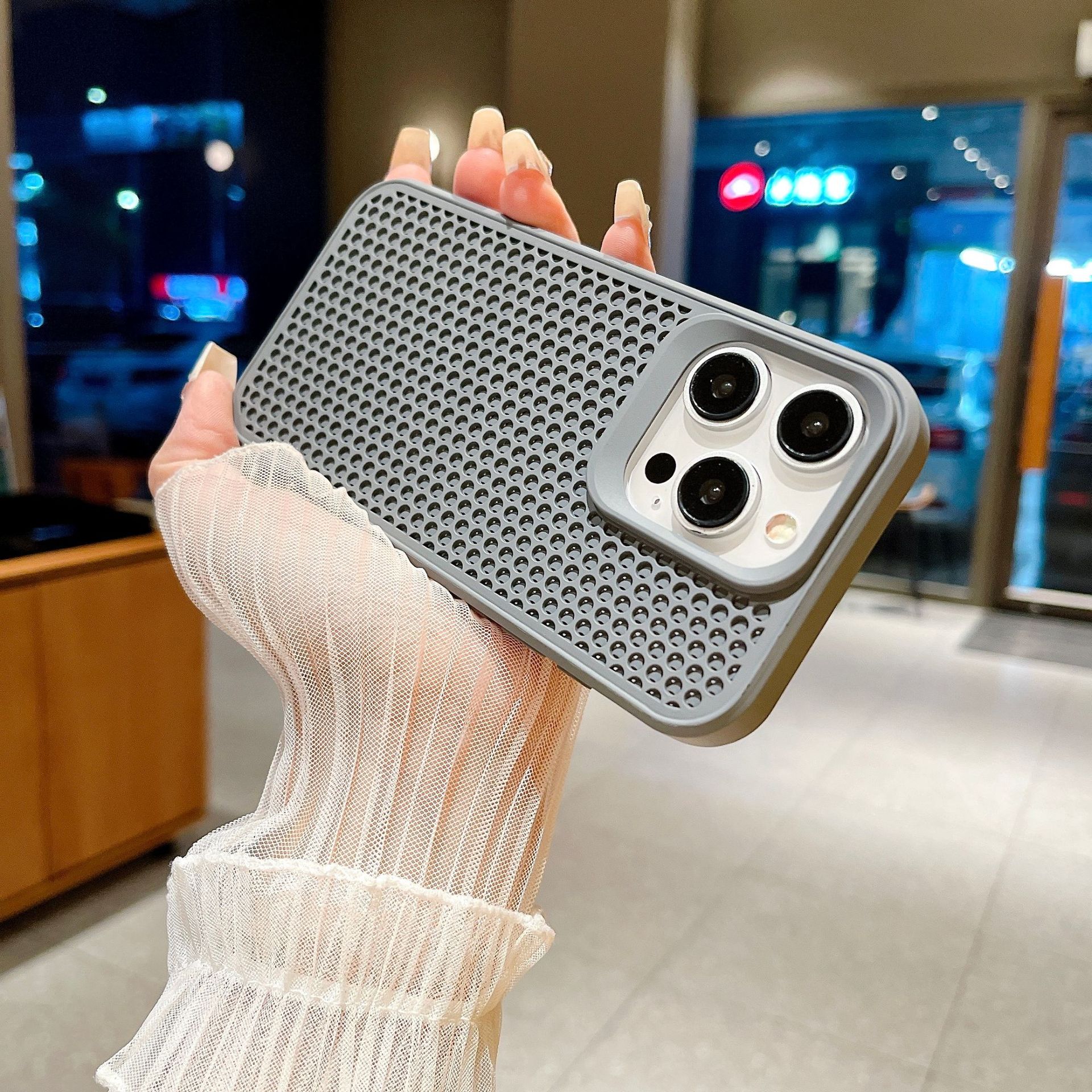 

Летний сетчатый дышащий и отводящий тепло Подходит для чехла для мобильного телефона Apple 15 ProMax iPhone 14 Полностью закрывающий противоударный 13 Мягкий чехол Apple 11 Promax серый